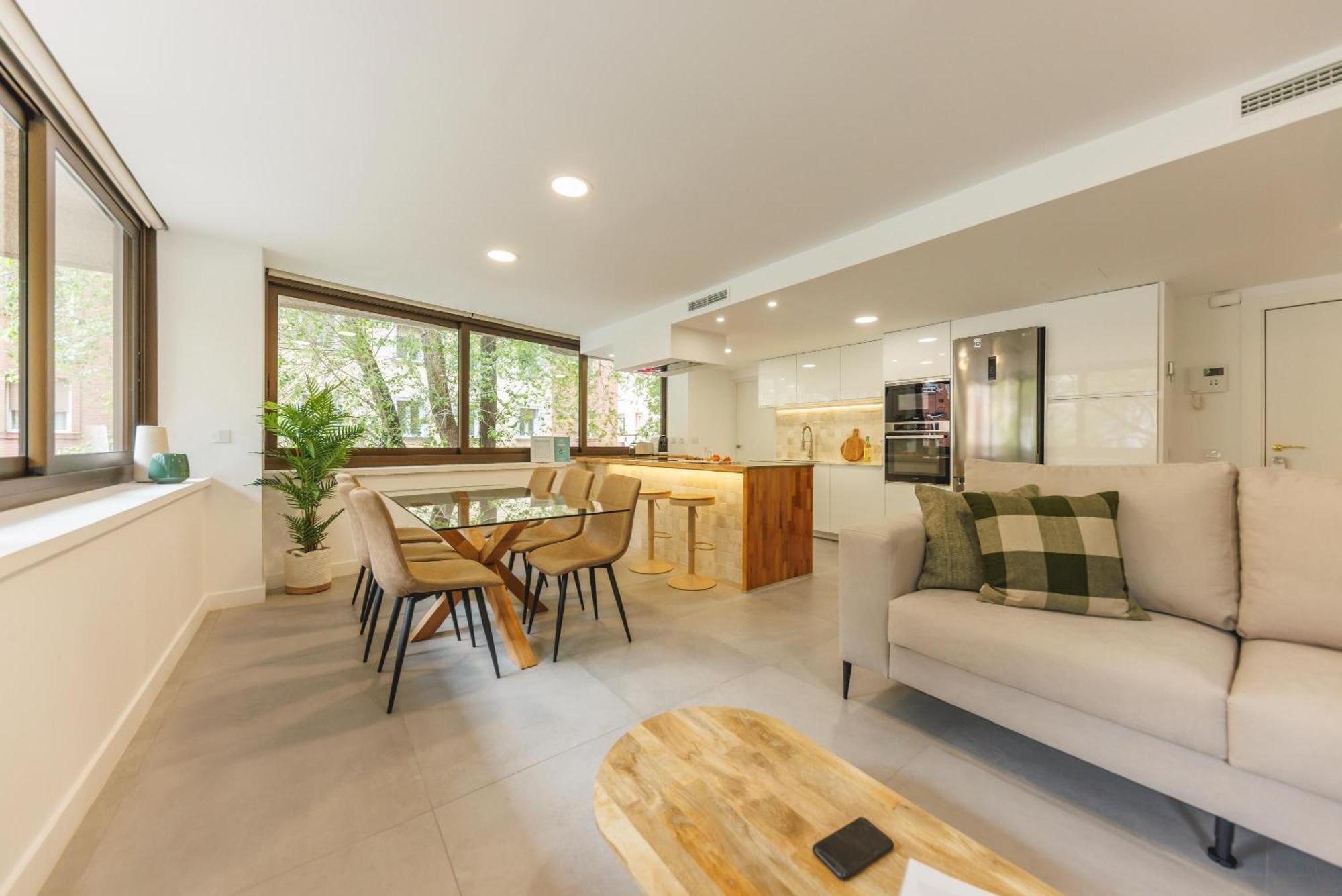 Bravissimo Turbau Entresol A, With 3 Bedrooms *