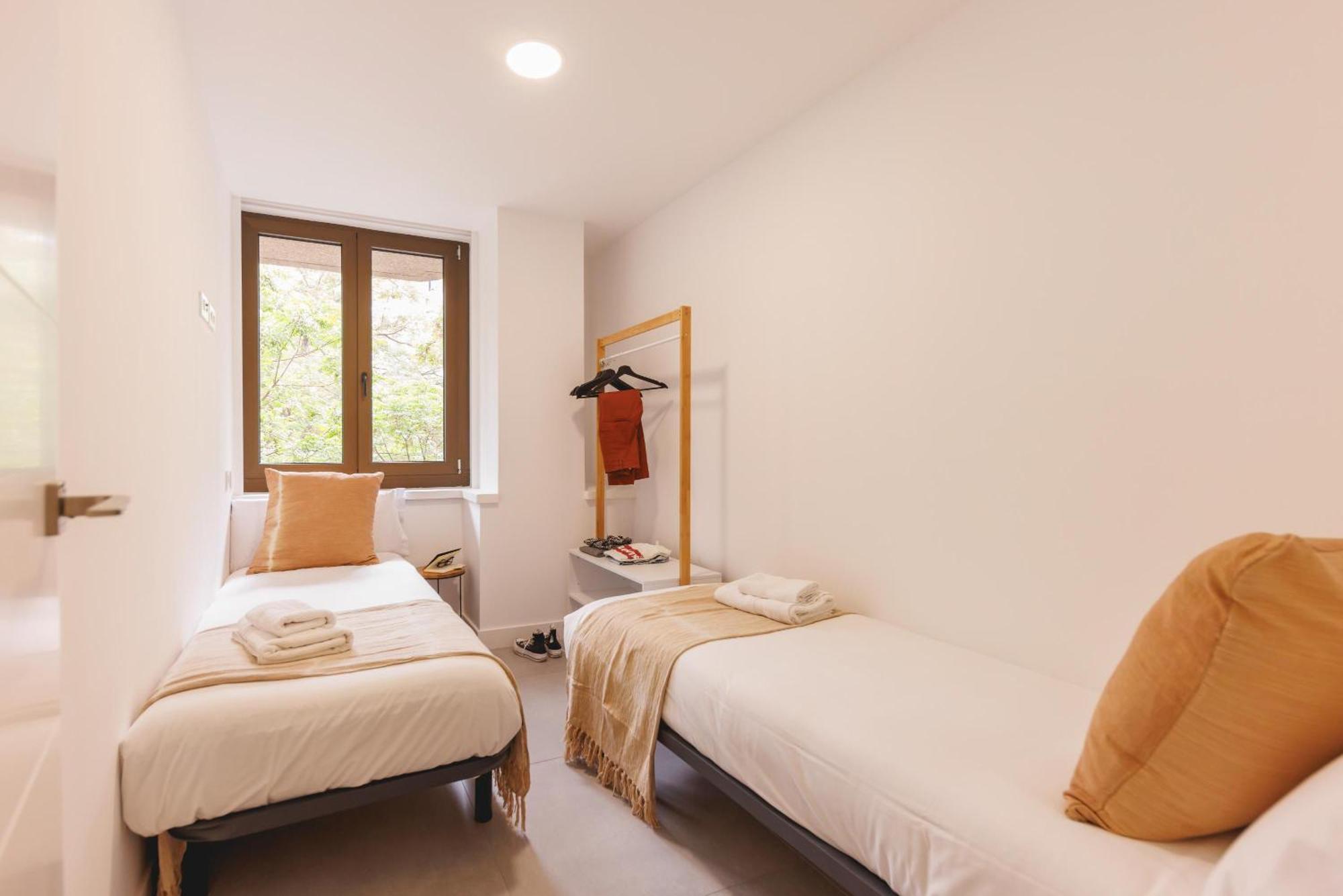 Apartment Bravissimo Turbau Entresol A, With 3 Bedrooms