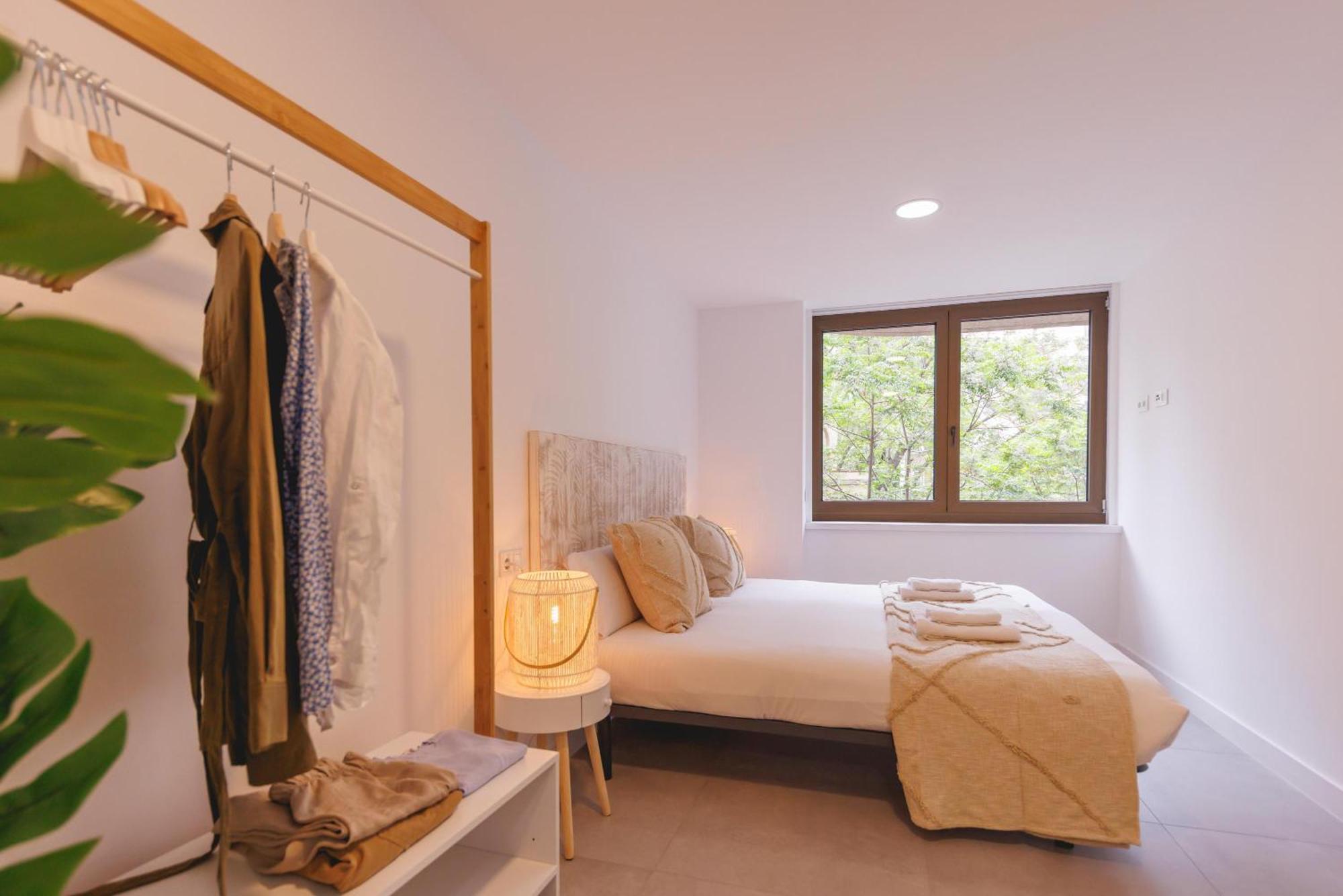 Bravissimo Turbau Entresol A, With 3 Bedrooms Apartment Girona