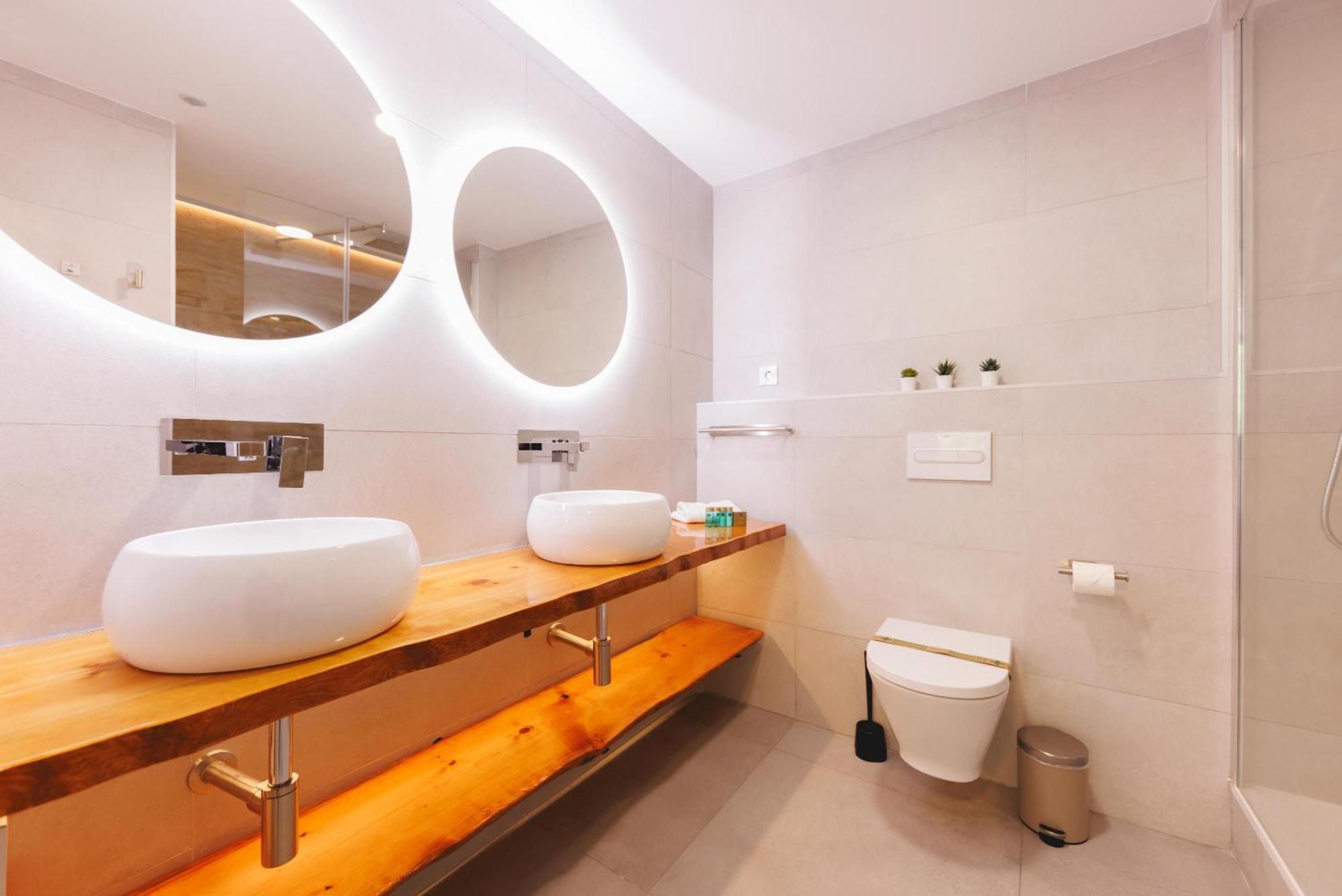 Bravissimo Turbau Entresol A, With 3 Bedrooms Appartement *