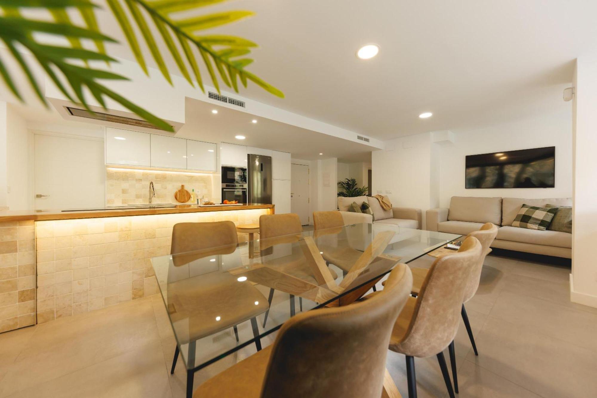 Bravissimo Turbau Entresol A, With 3 Bedrooms Apartment